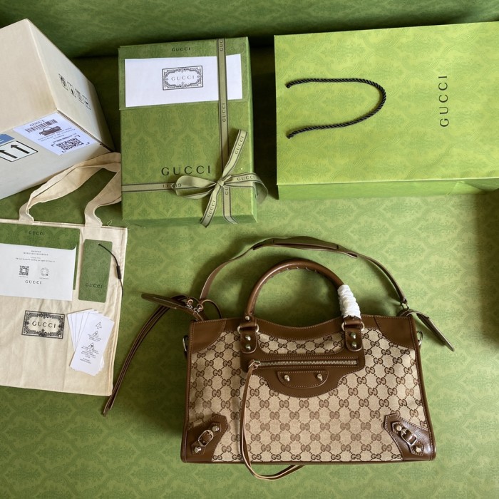 Handbag Gucci 658597 size 38*14*24 cm