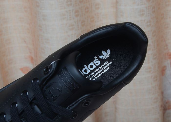 adidas Stan Smith Triple Black