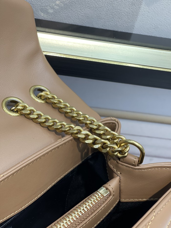 Handbags SAINT LAURENT 494699 size 23*17*9 cm