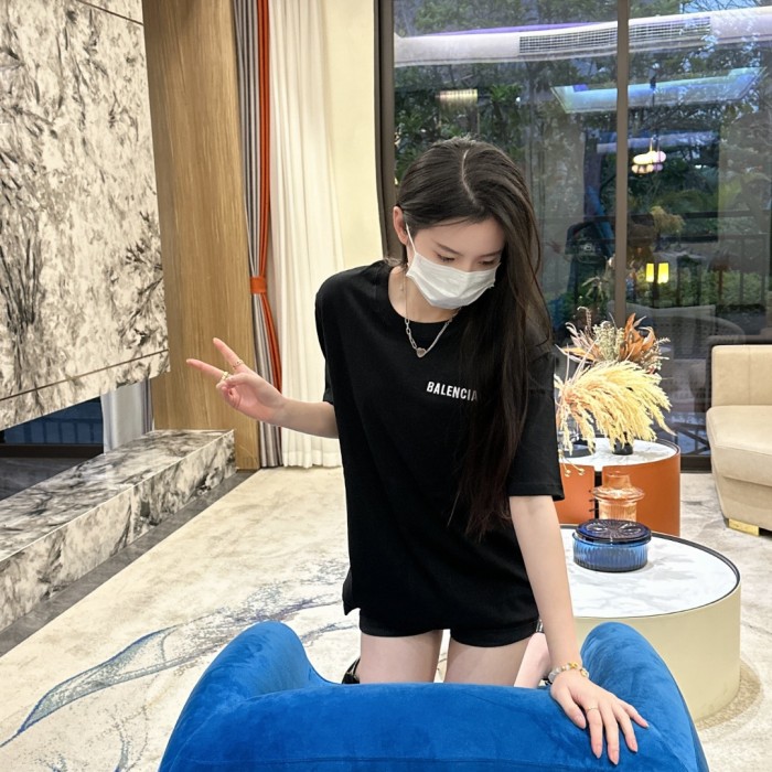 Clothes Balenciaga 7