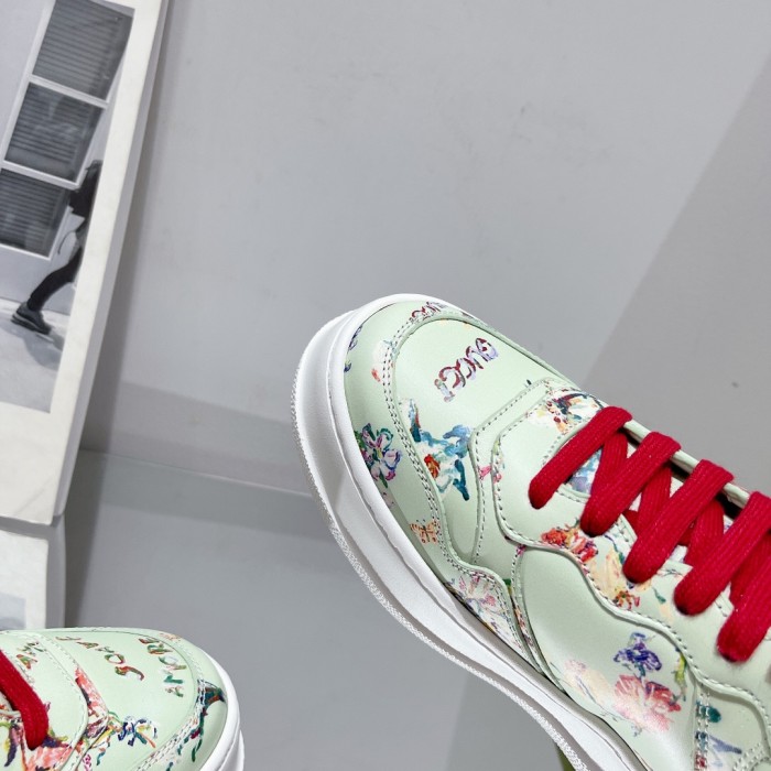 Gucci Women's GG sneaker 2