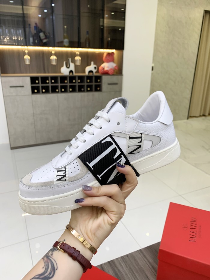 Valentino Garavani VL7N low-top sneakers 13