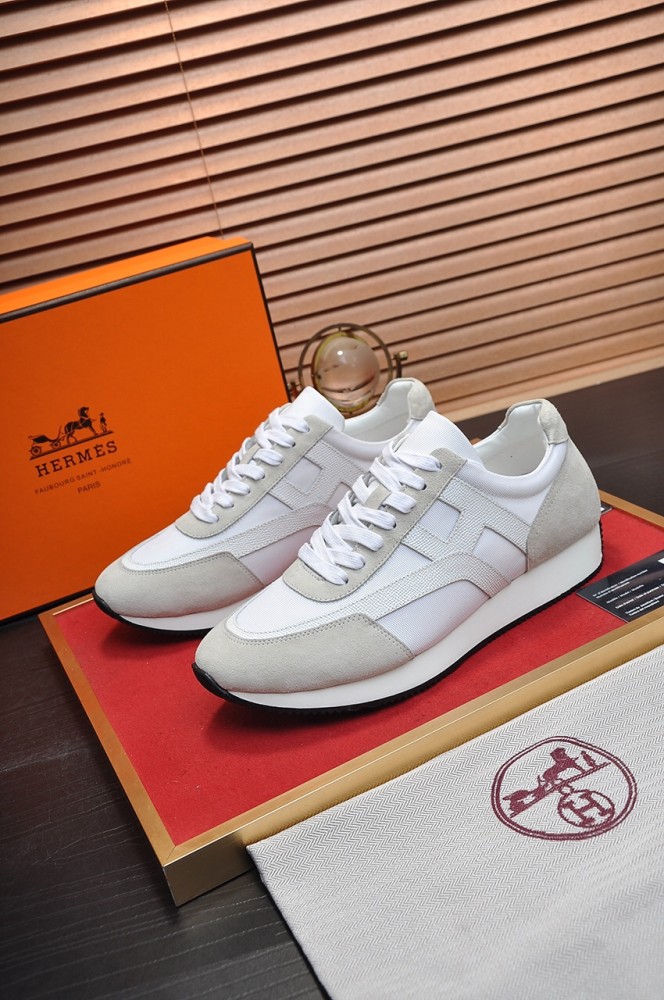 Hermes Low Top sneaker 28