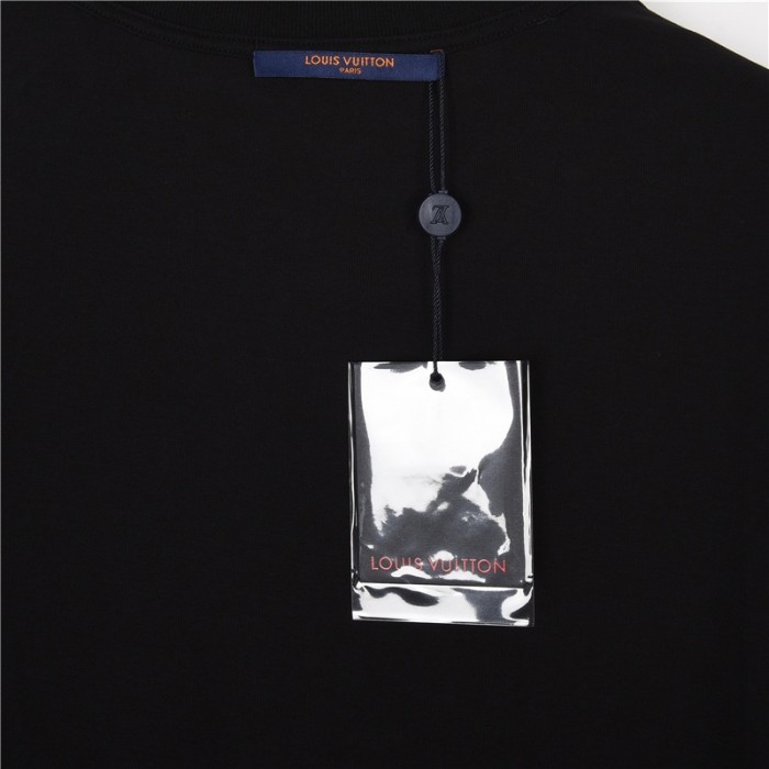 Clothes Louis Vuitton 159