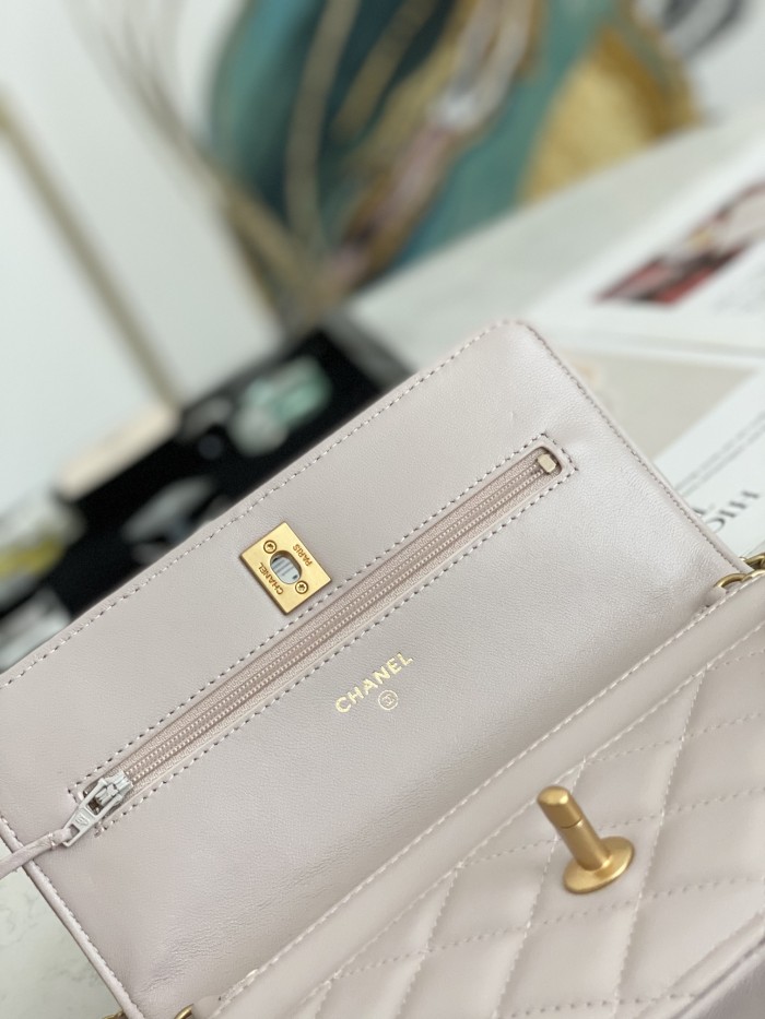 Handbag Chanel 81133 size 19 cm