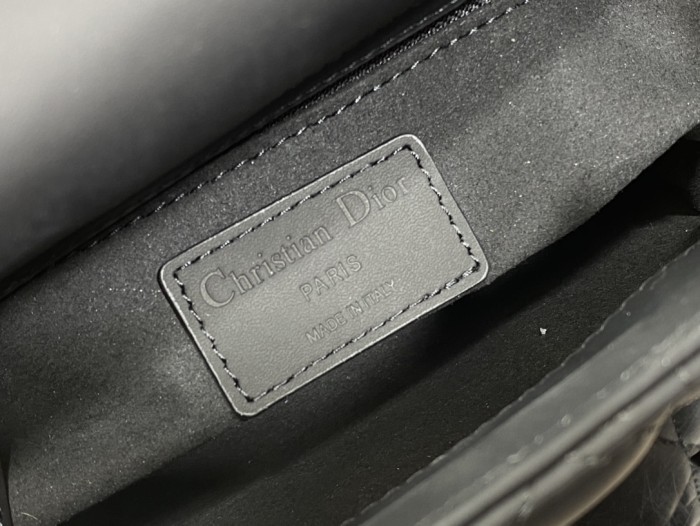 Handbag Dior size 17 cm