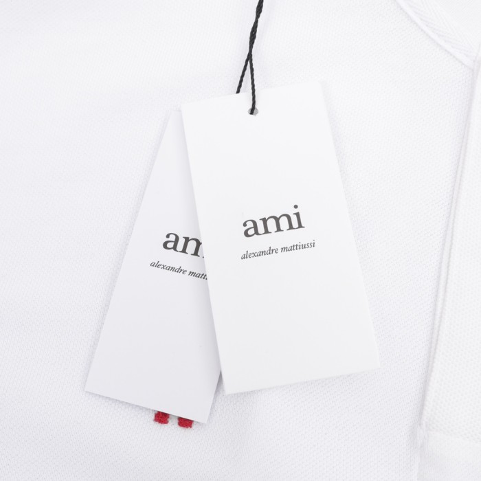 Clothes AMI 7