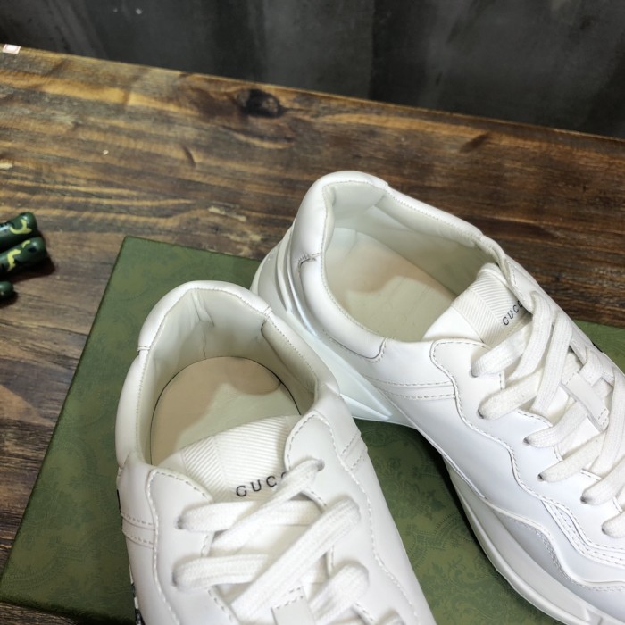 Gucci Rhyton sneaker 16