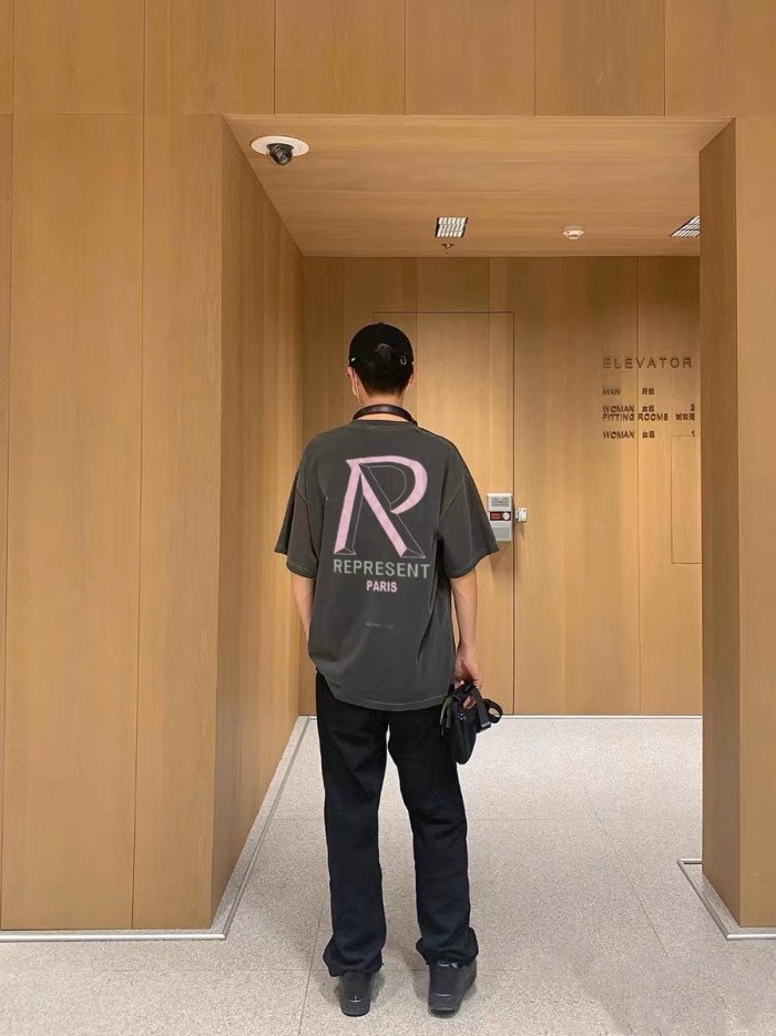 Clothes Represent 12