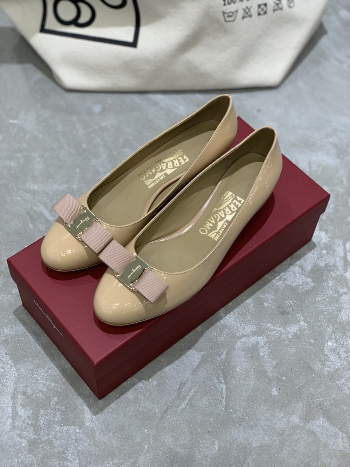 Salvatore Ferragamo Heel 4