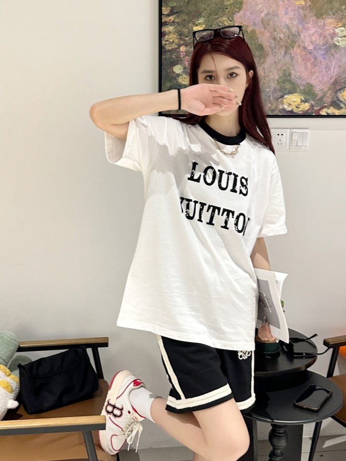 Clothes Louis Vuitton 414