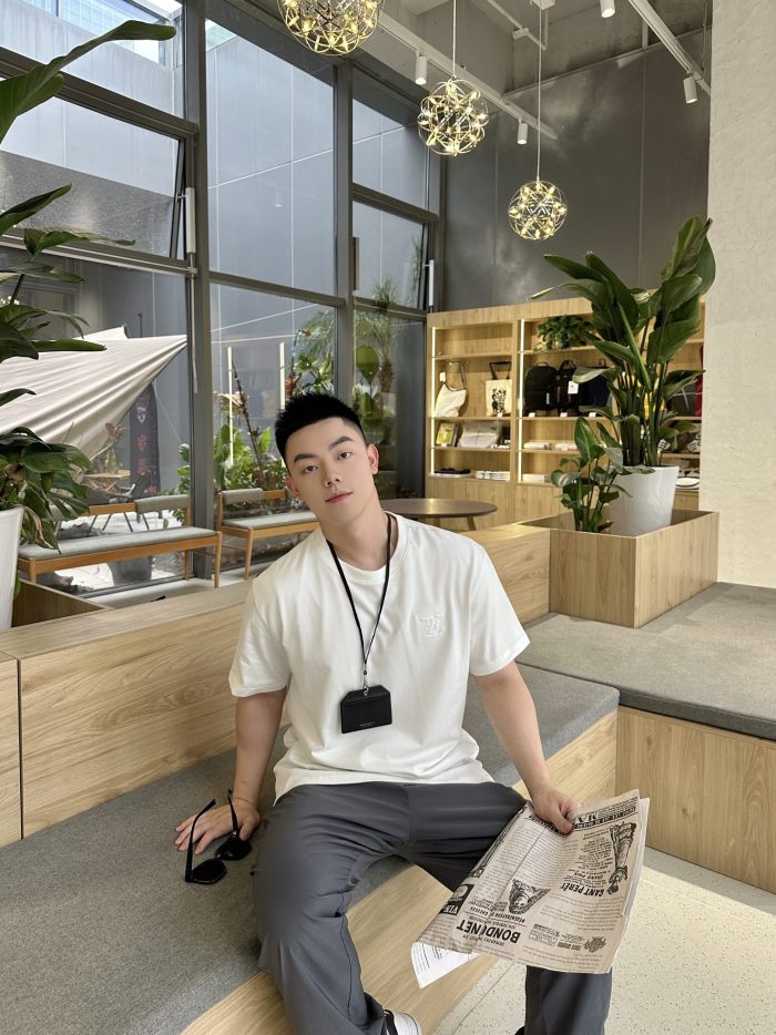 Clothes Louis Vuitton 350