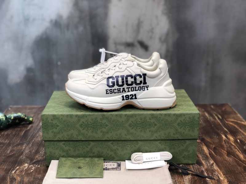 Gucci Rhyton sneaker 12