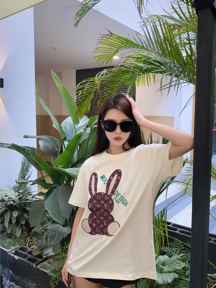 Clothes Louis Vuitton 144