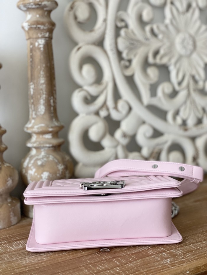 Handbag Chanel 67085 size 20 cm