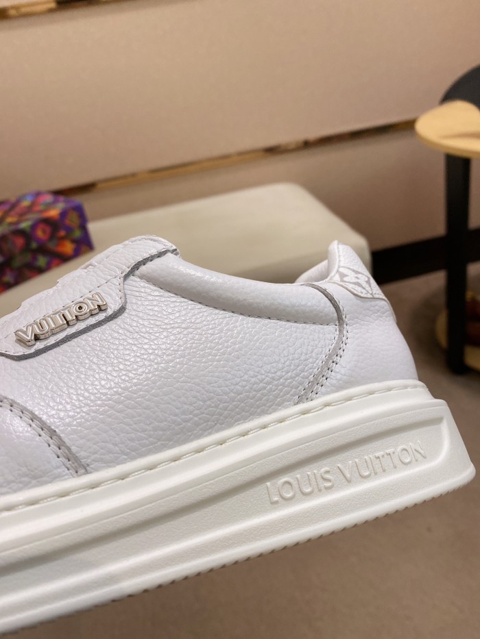 Louis Vuitton Low Top sneaker 110