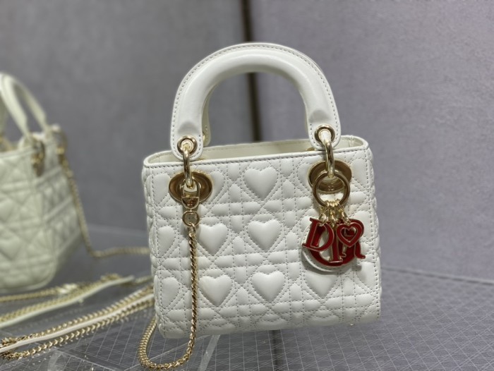 Handbag Dior size 17 cm