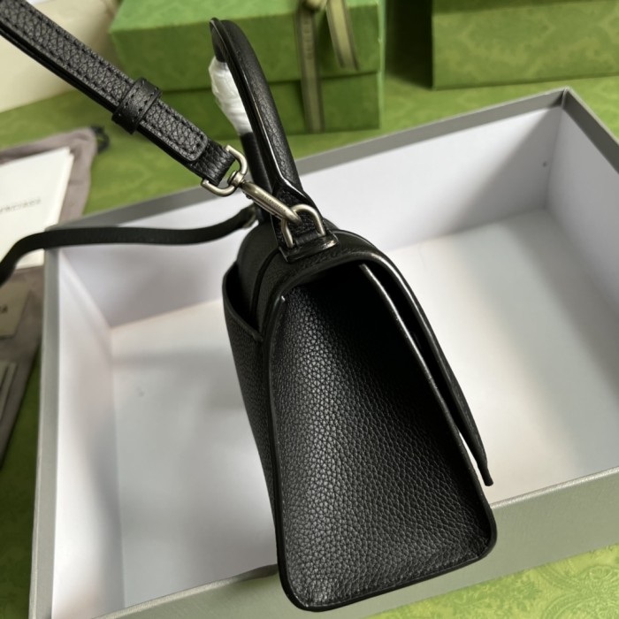 Handbag Gucci 5928331 size 19*13*8 cm