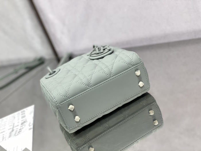 Handbag Dior size 17 cm