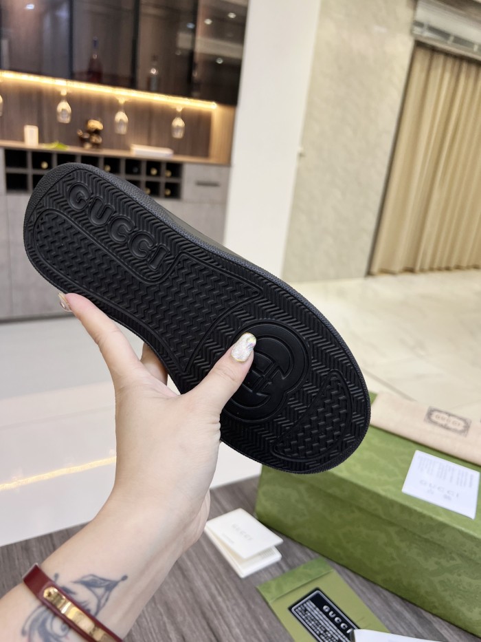 Gucci Women's WOMEN 6