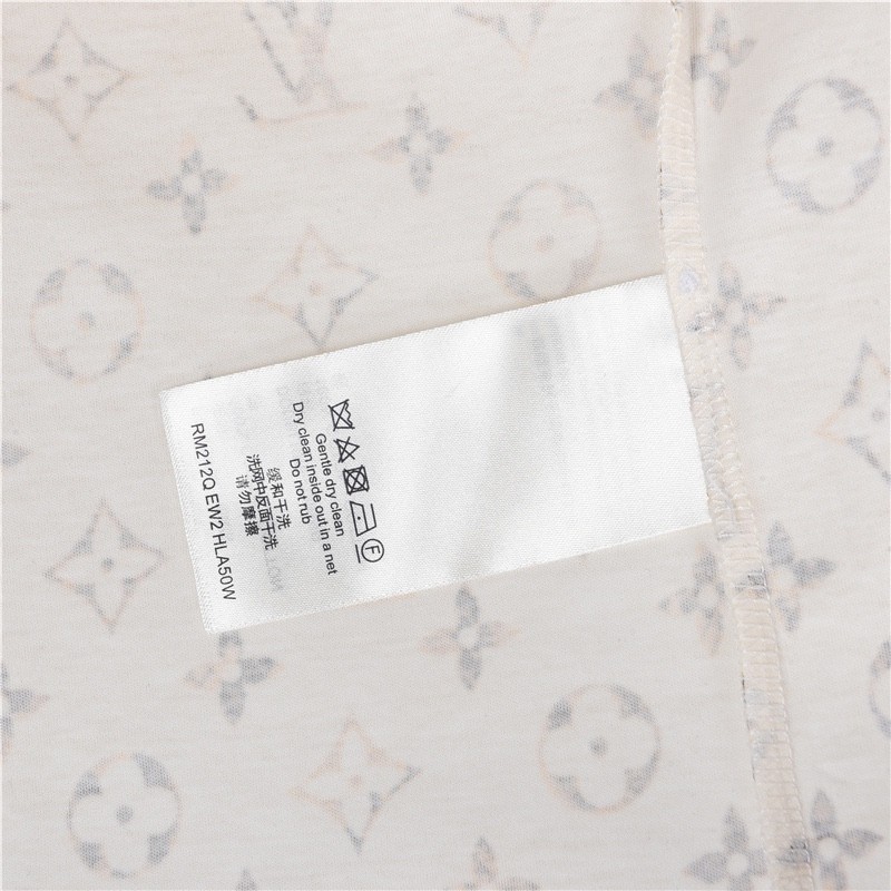 Clothes Louis Vuitton 411