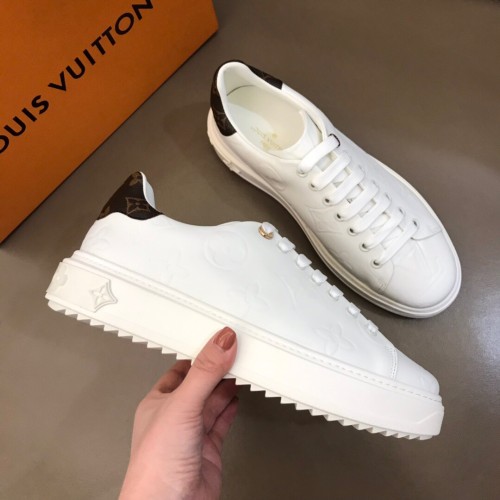 Louis Vuitton Low Top sneaker 54
