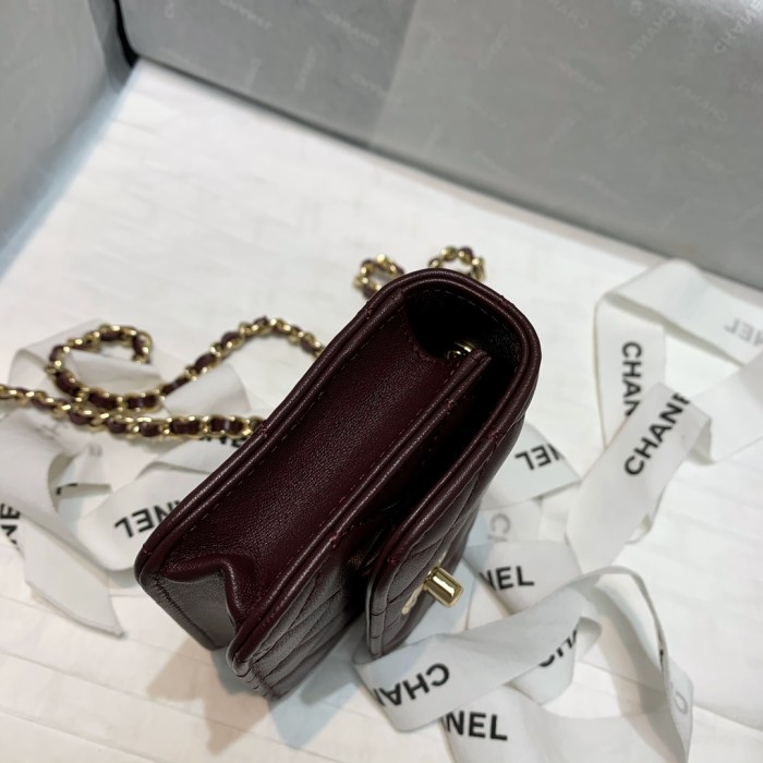 Handbag Chanel 82768 size 12.5 2.5 9 cm