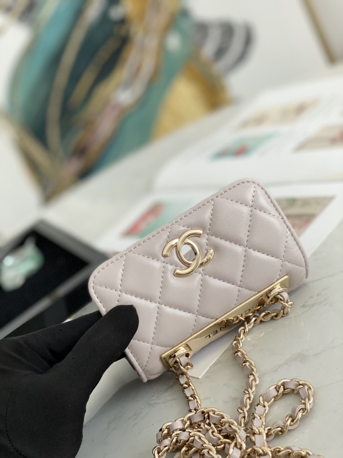 Handbag Chanel 82768 size 12.5 2.5 9 cm