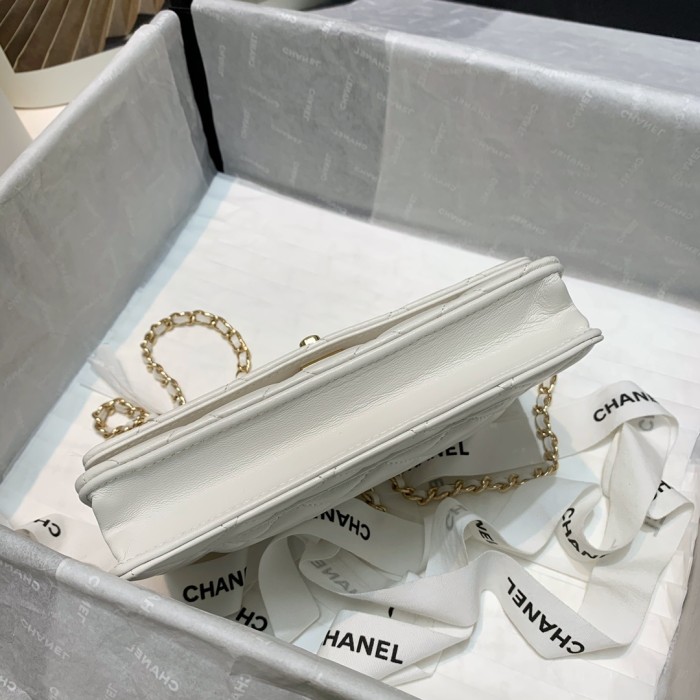 Handbag Chanel 88633 size 19 cm