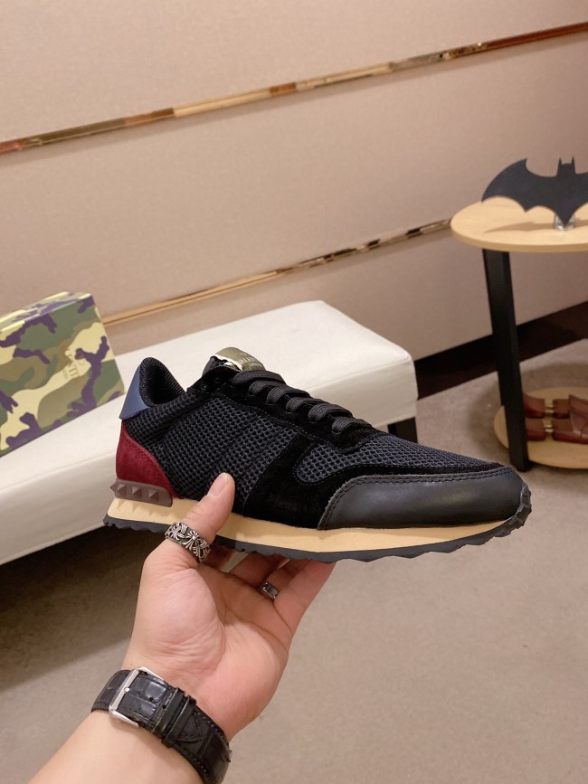 Valentino Garavani Rockrunner camouflage-print sneakers 13