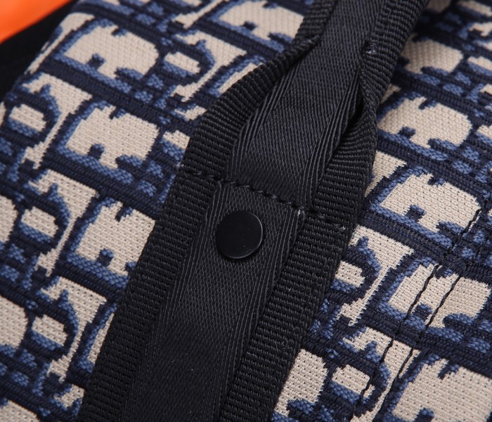 Handbag Dior 99302 size 35x15x42 cm