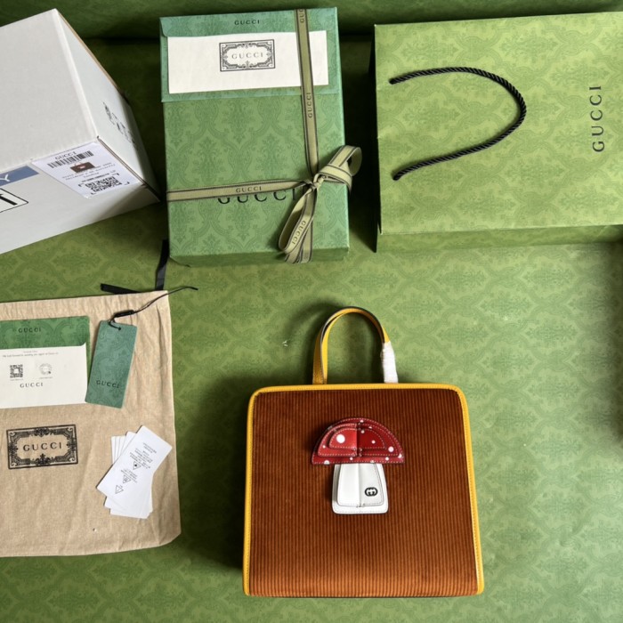 Handbag Gucci 705042 size 28.5*25*11 cm