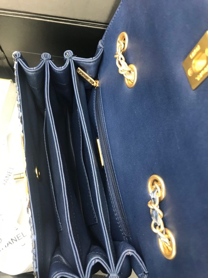 Handbag Chanel size 24.5cm*15.5cm*8.5 cm