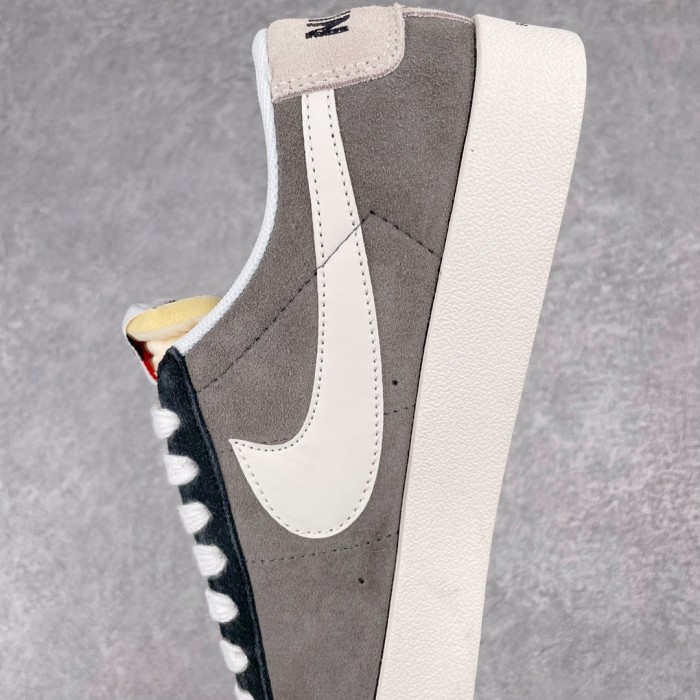 Nike Blazer Low Sneaker 14