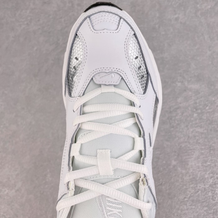 Nike M2K Tekno Sneaker 12