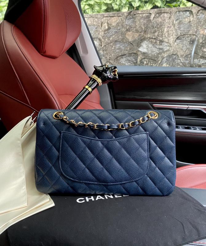 Handbag Chanel A01112 size 25.5*15.5*6.5 cm