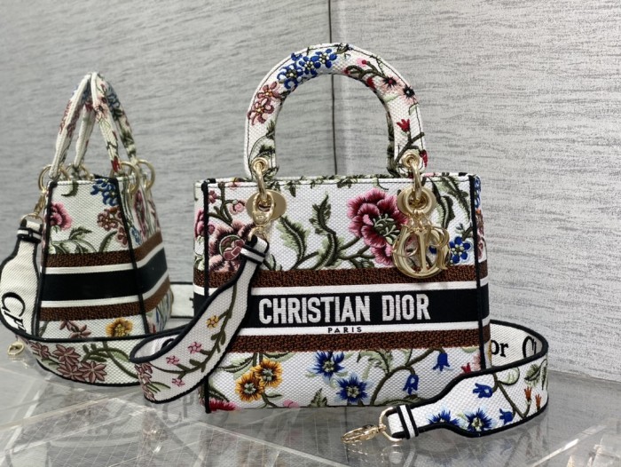 Handbag Dior size 24*11*20 cm