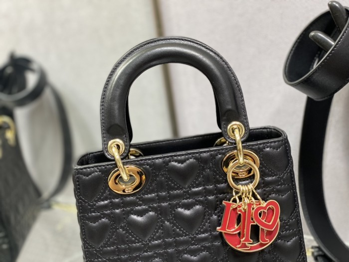 Handbag Dior size 20 cm