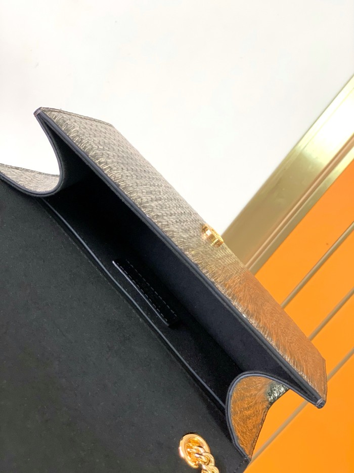 Handbags SAINT LAURENT 377629 size 20x12.5x5 cm