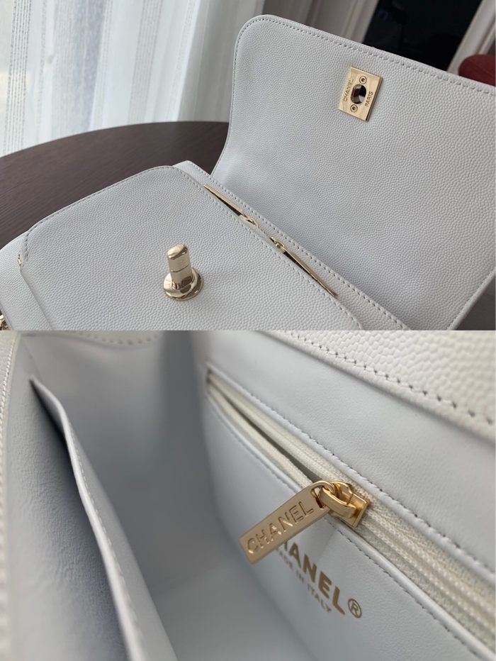 Handbag Chanel A93067 size 20 cm