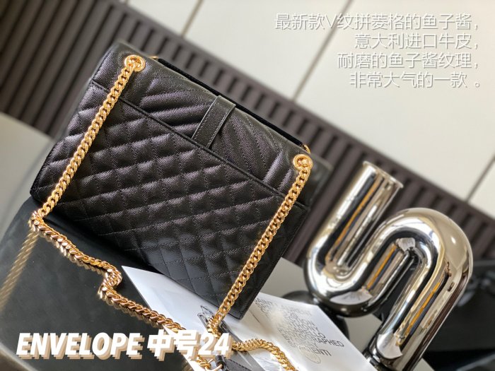 Handbags SAINT LAURENT 428134 size 24×17.5×6 cm