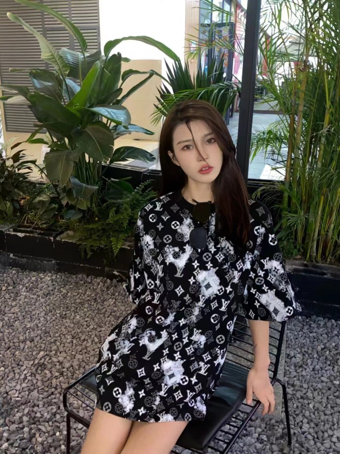 Clothes Louis Vuitton 171