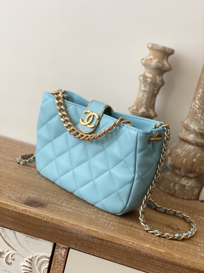 Handbag Chanel 3476 size 17*23*7* cm