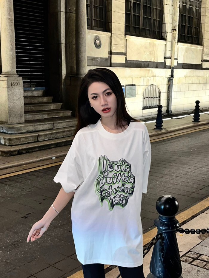 Clothes Louis Vuitton 231