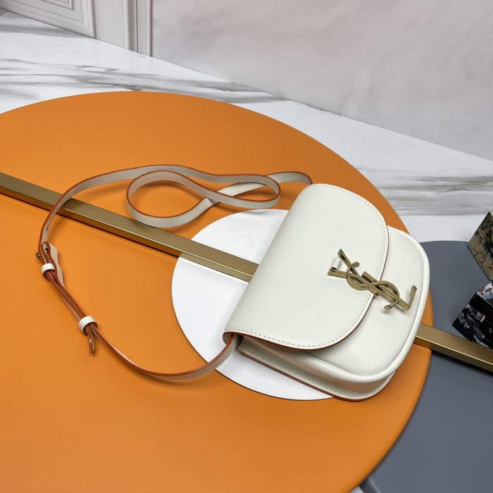 Handbags SAINT LAURENT 619740 size 18x15.5x5.5 cm