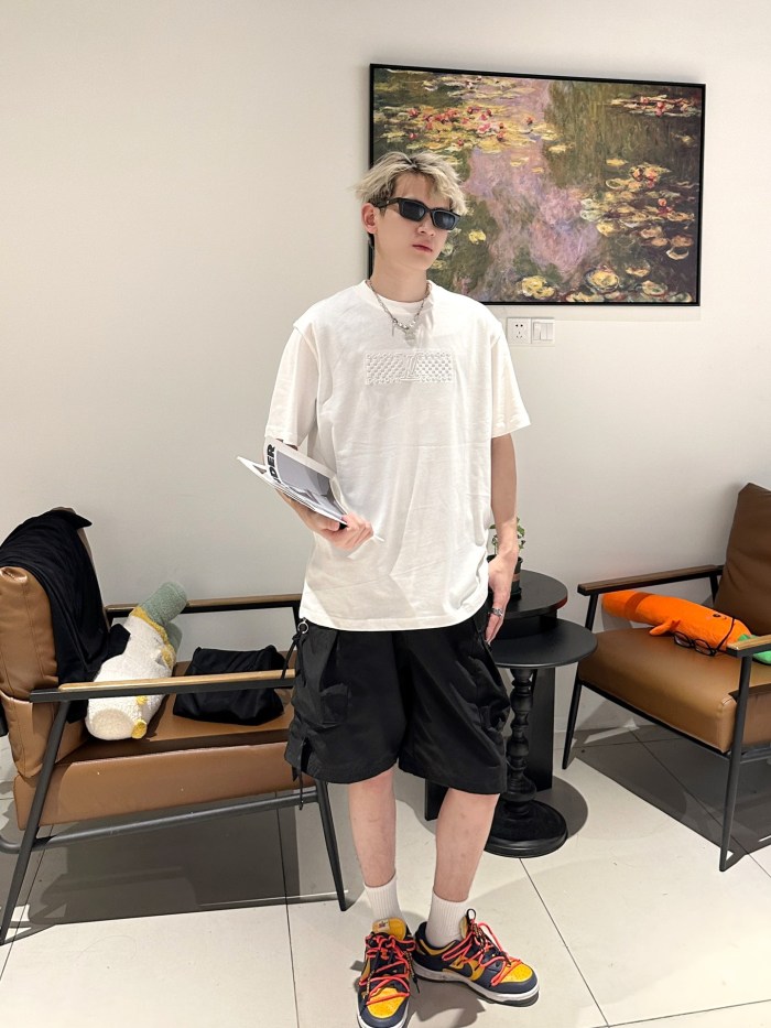 Clothes Louis Vuitton 421