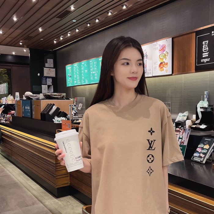 Clothes Louis Vuitton 443