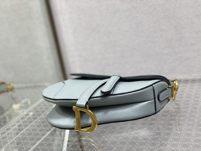 Handbag Dior size 19.5 cm