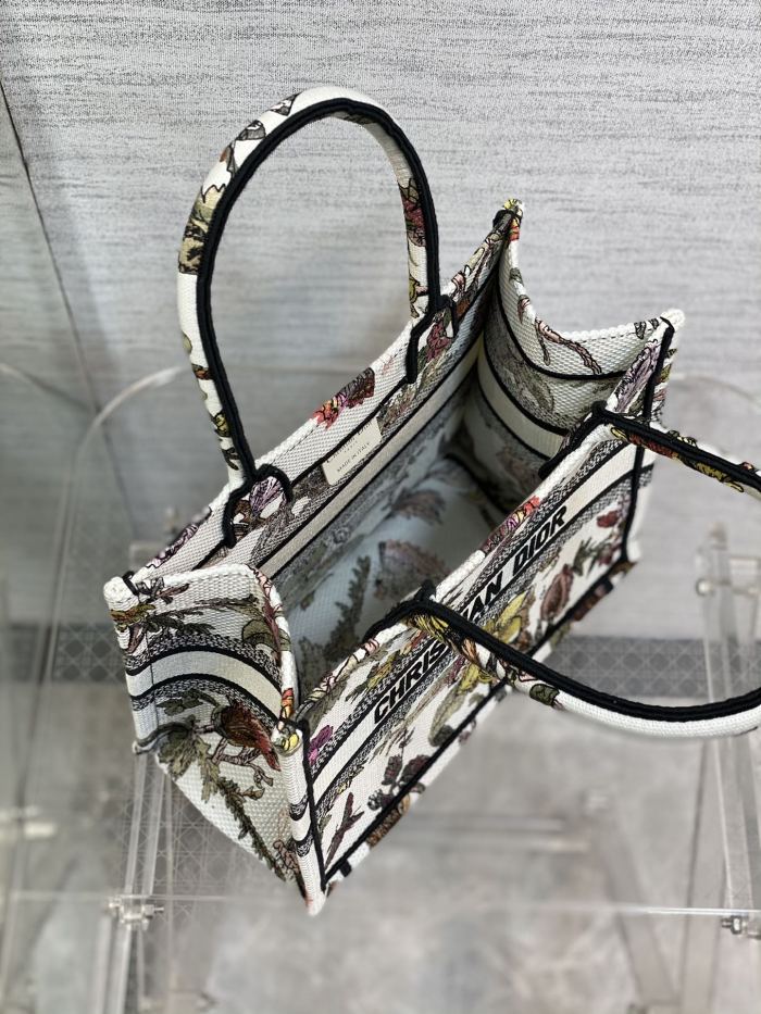 Handbag Dior size 26*8*22 cm