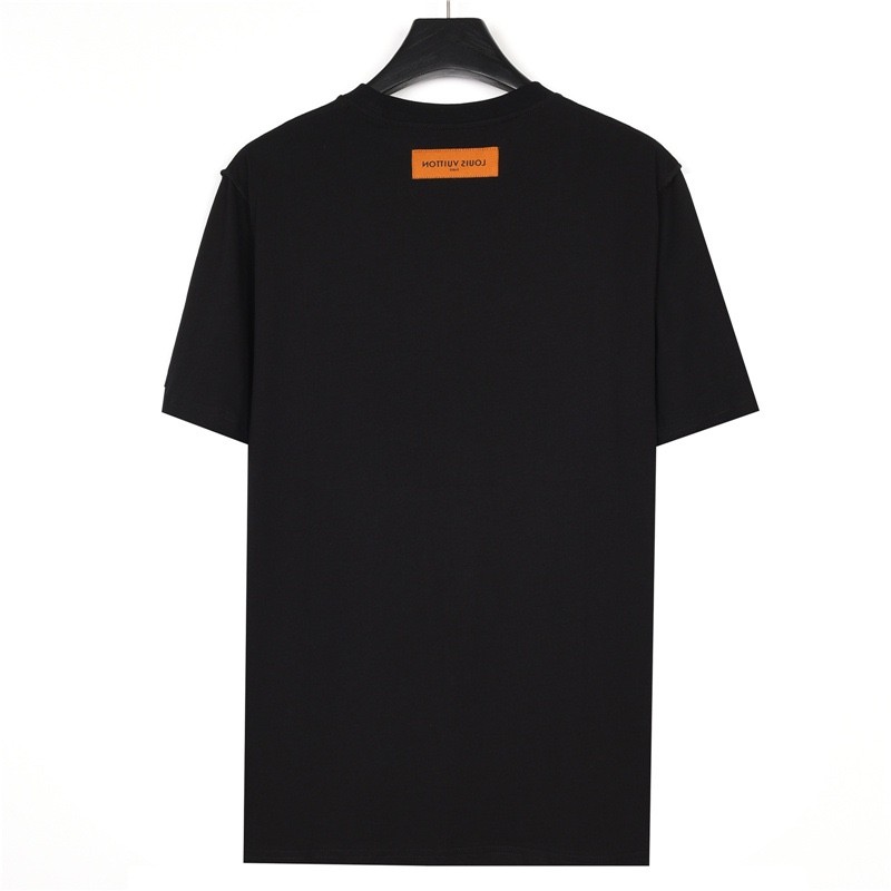 Clothes Louis Vuitton 209